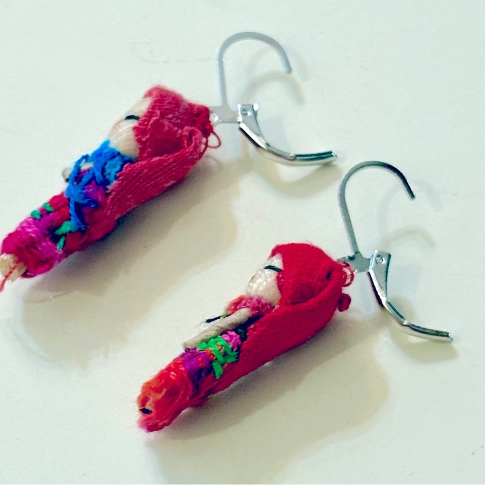 HAND CRAFTED Colorful Doll Earrings from South America,  New, 1” length - Picture 3 of 5